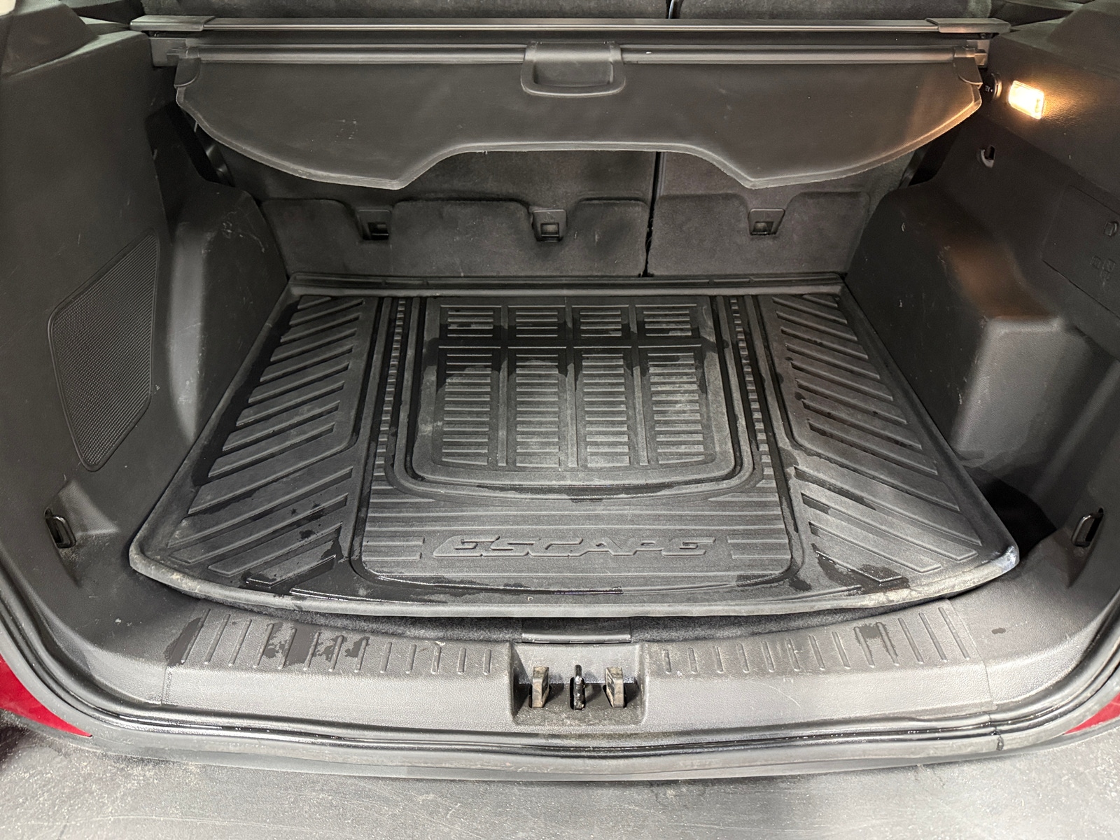 Thumbnail: 2017 Ford Escape - 6