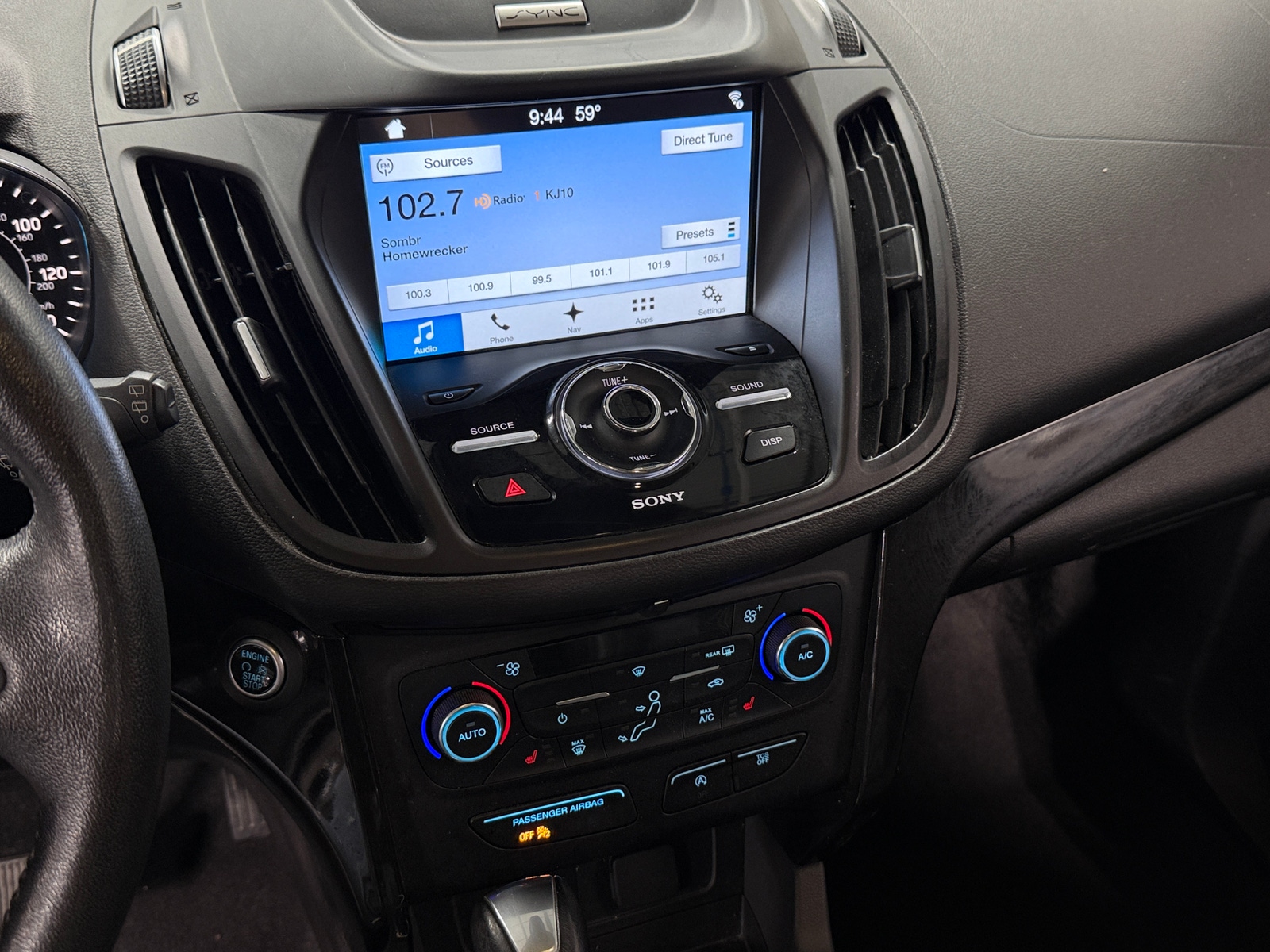 Thumbnail: 2017 Ford Escape - 3