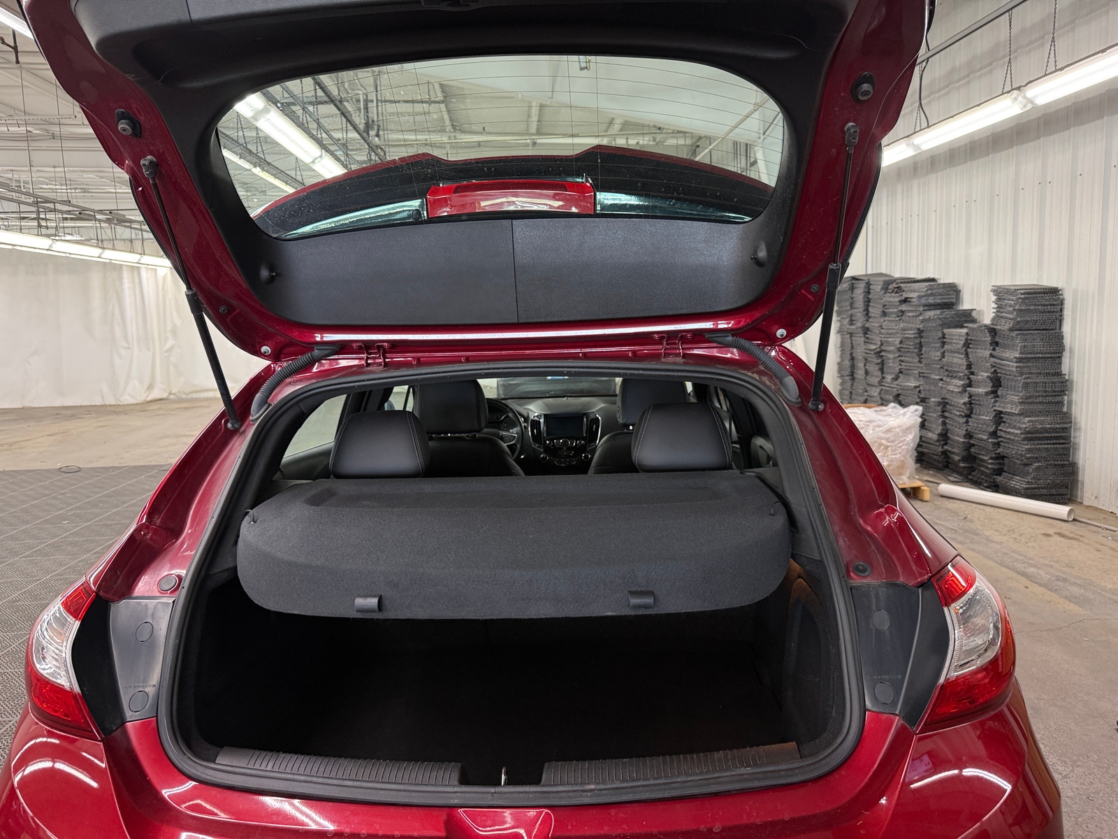 Thumbnail: 2017 Chevrolet Cruze - 7