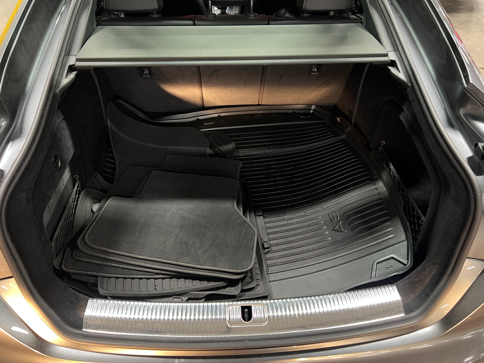 Thumbnail: 2019 Audi S5 - 6