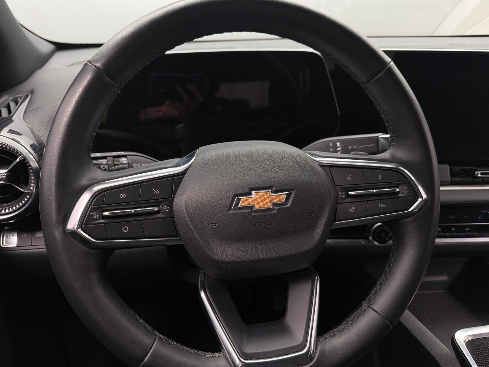 Thumbnail: 2025 Chevrolet Equinox - 5