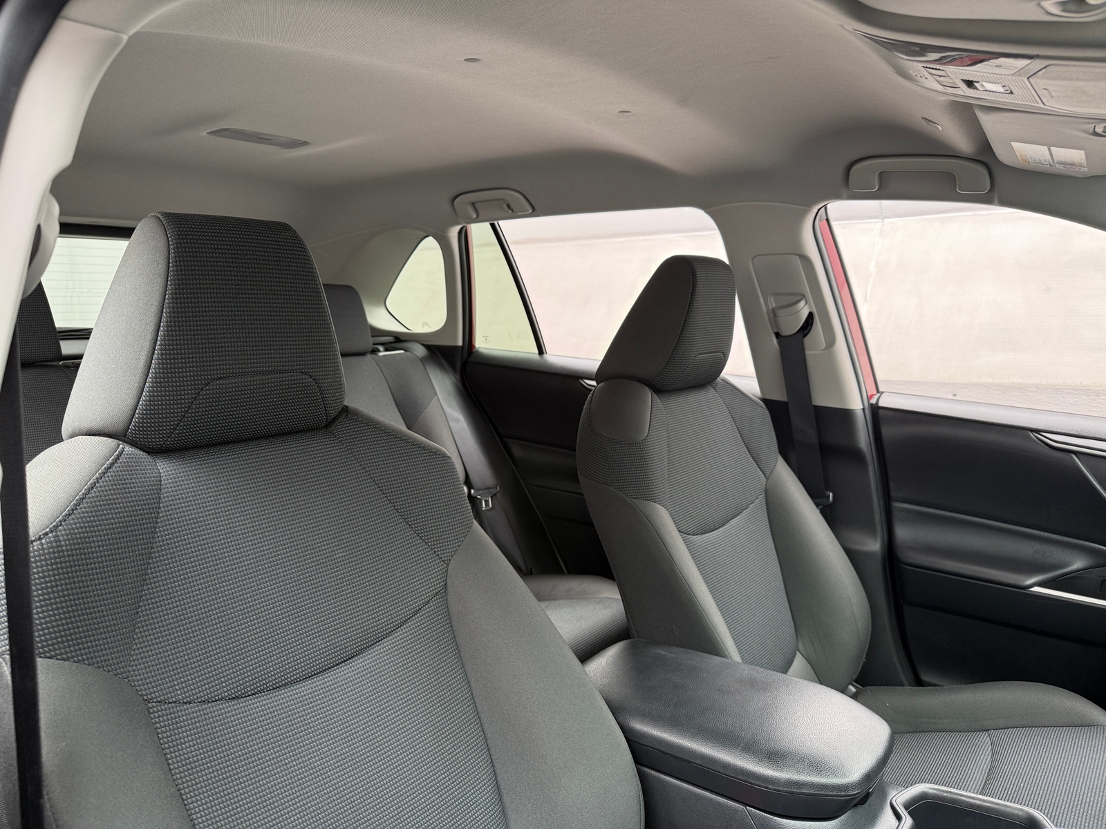 Thumbnail: 2025 Toyota RAV4 - 2