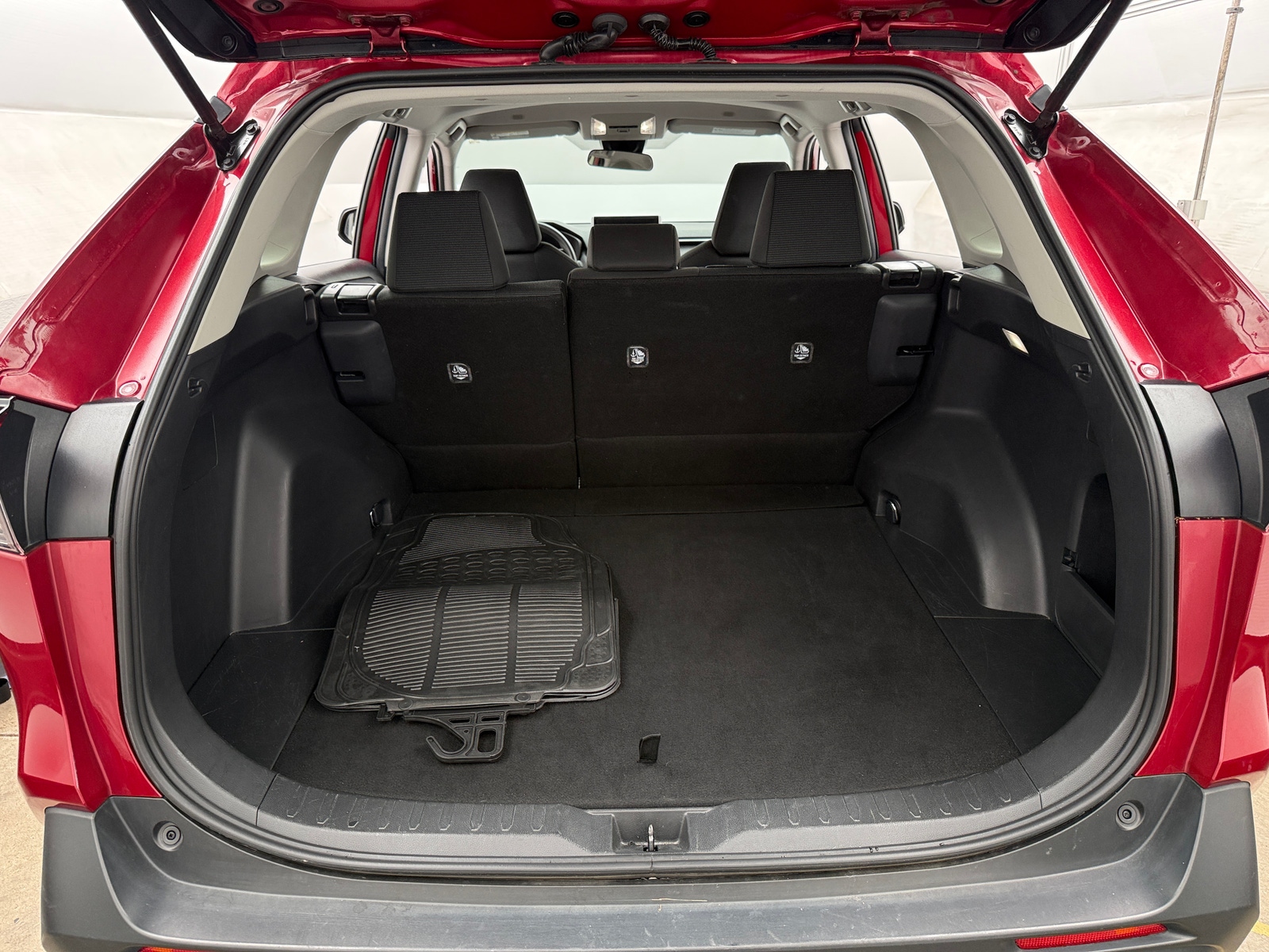 Thumbnail: 2025 Toyota RAV4 - 7