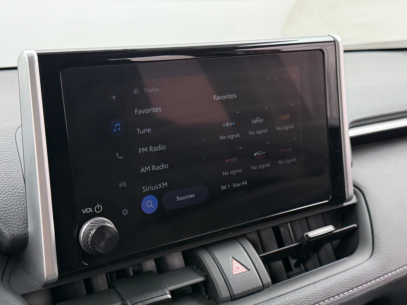 Thumbnail: 2025 Toyota RAV4 - 4