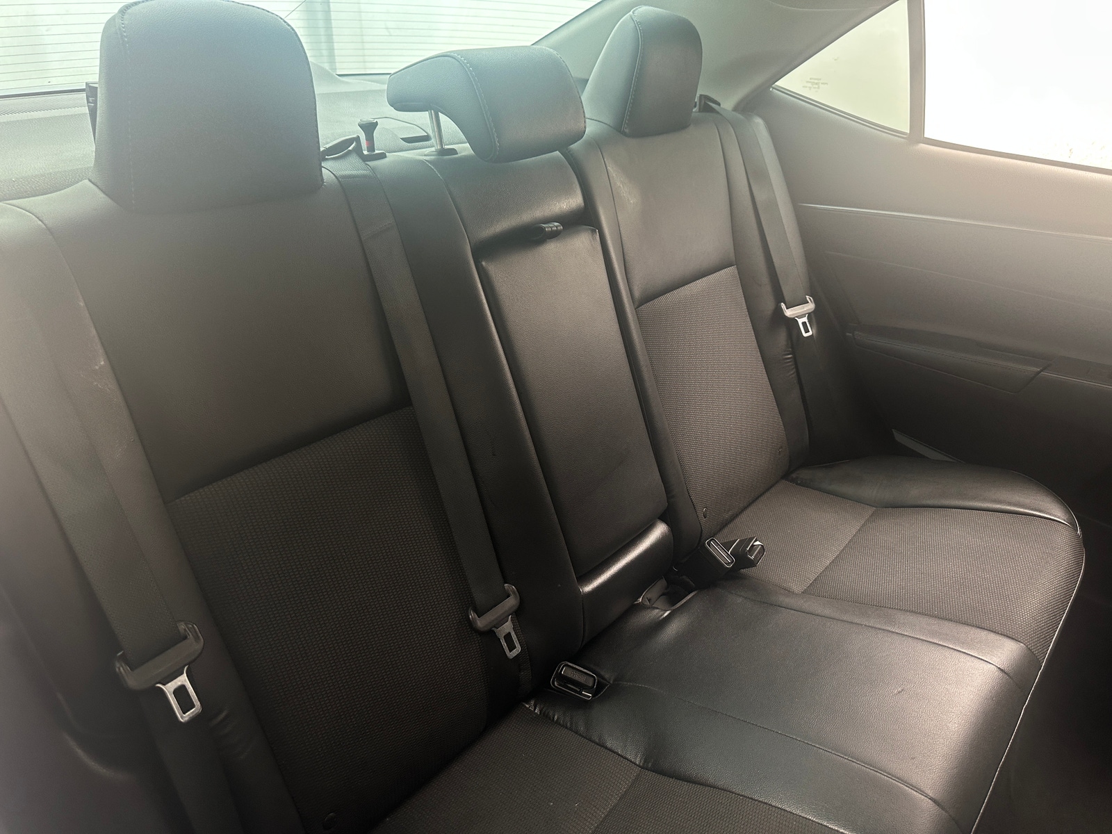 Thumbnail: 2015 Toyota Corolla - 6