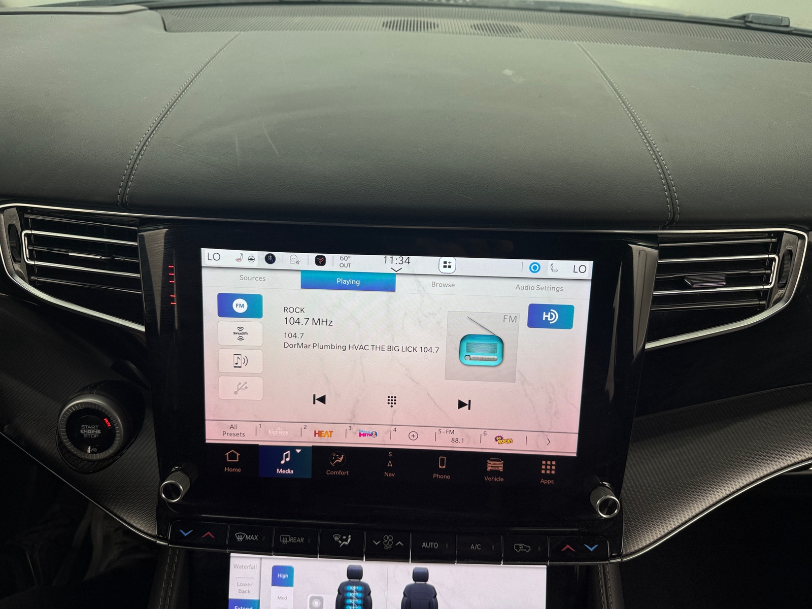 Thumbnail: 2024 Jeep Grand Wagoneer L - 3