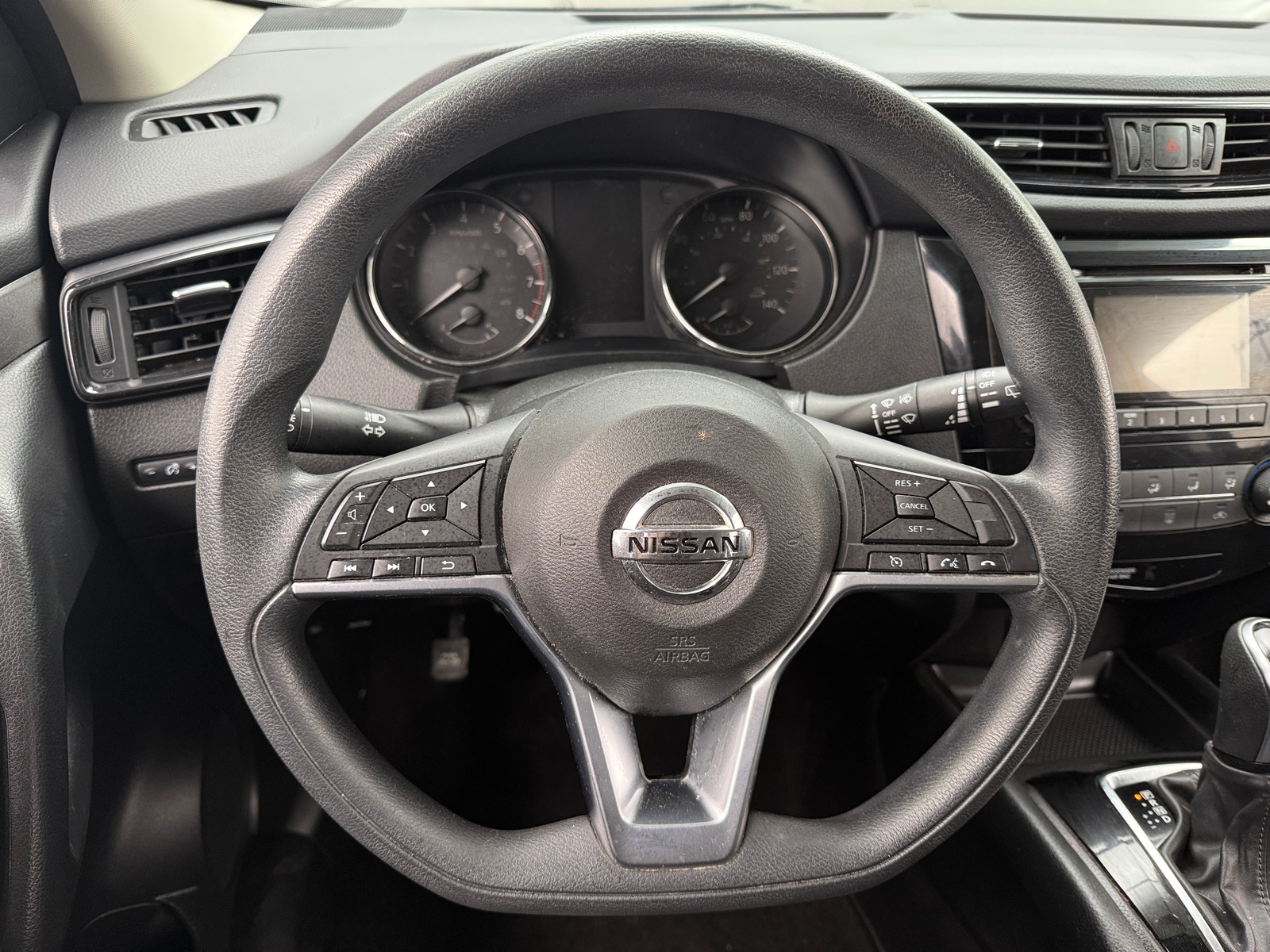 Thumbnail: 2017 Nissan Rogue Sport - 5