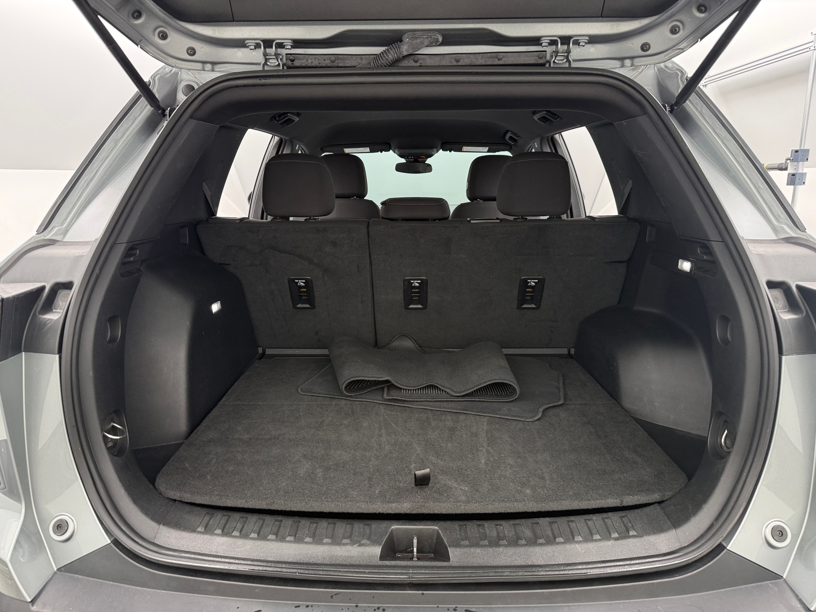 Thumbnail: 2025 Chevrolet Equinox - 7