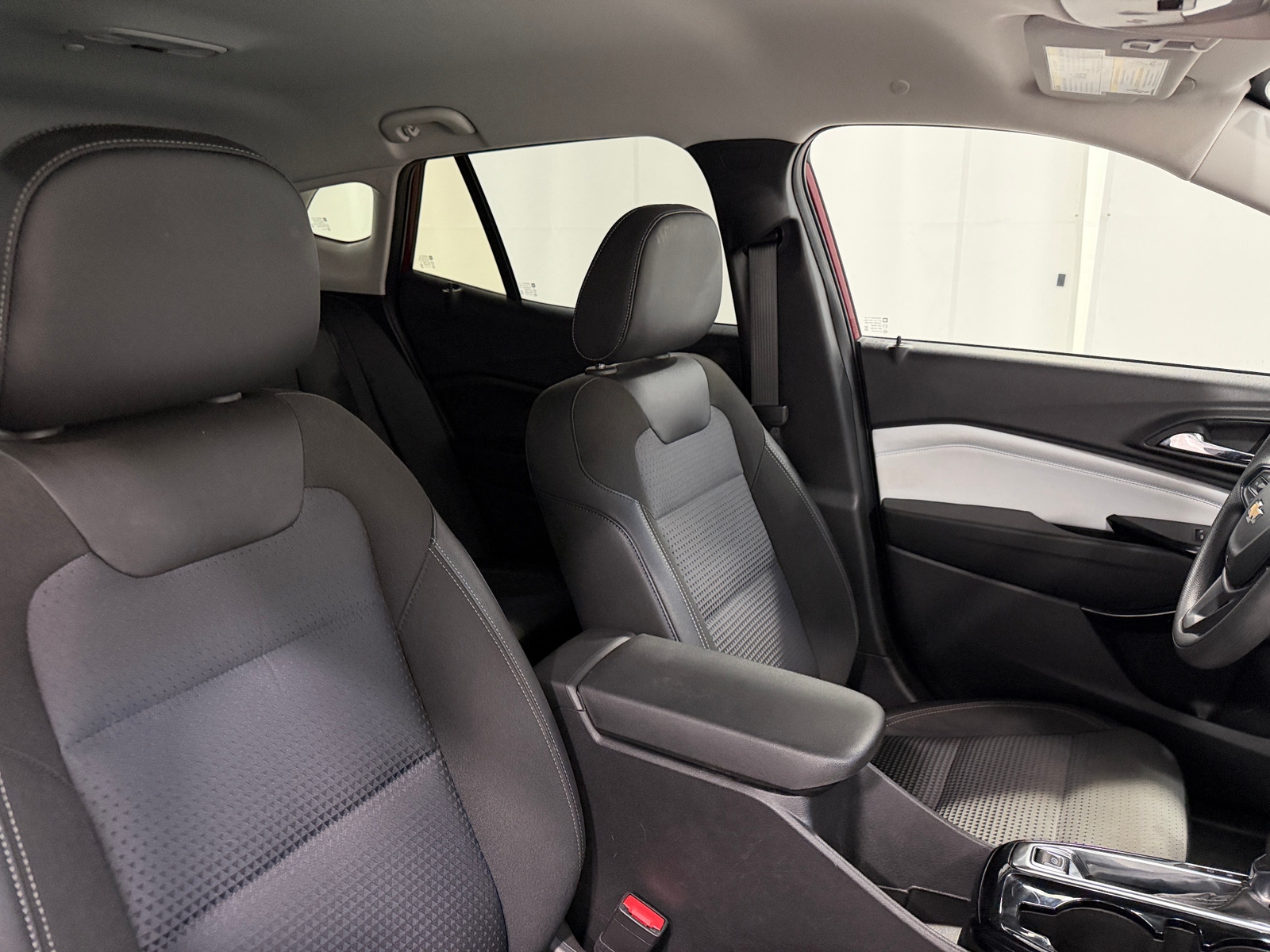 Thumbnail: 2025 Chevrolet Trax - 2