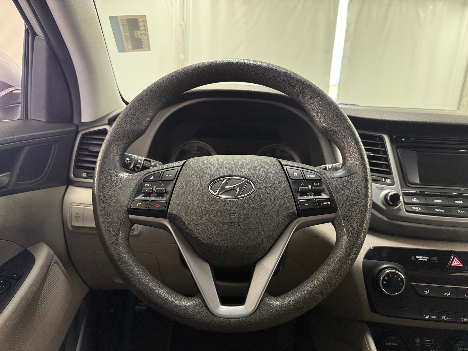 Thumbnail: 2017 Hyundai Tucson - 5