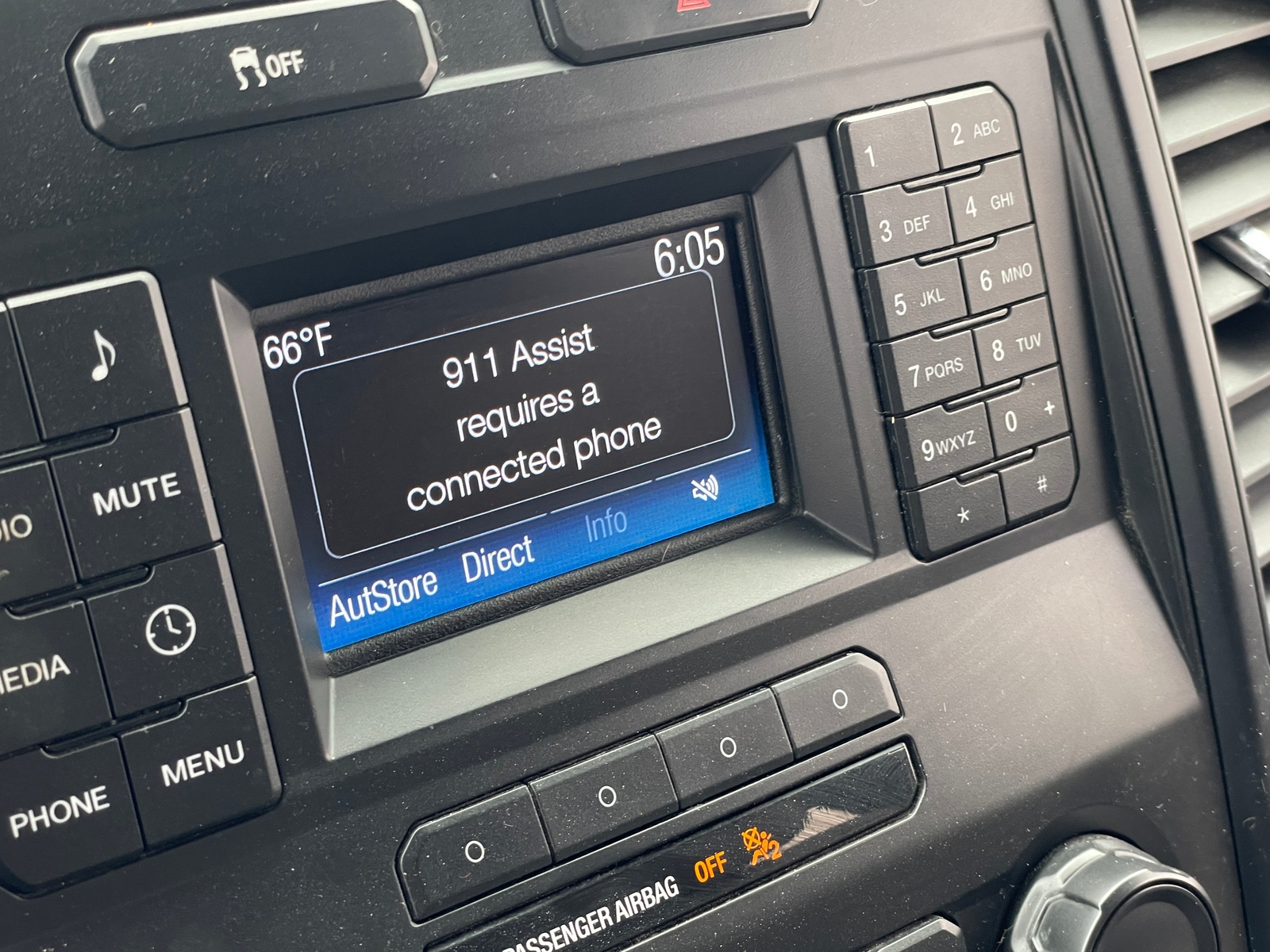 Thumbnail: 2016 Ford Econoline - 3