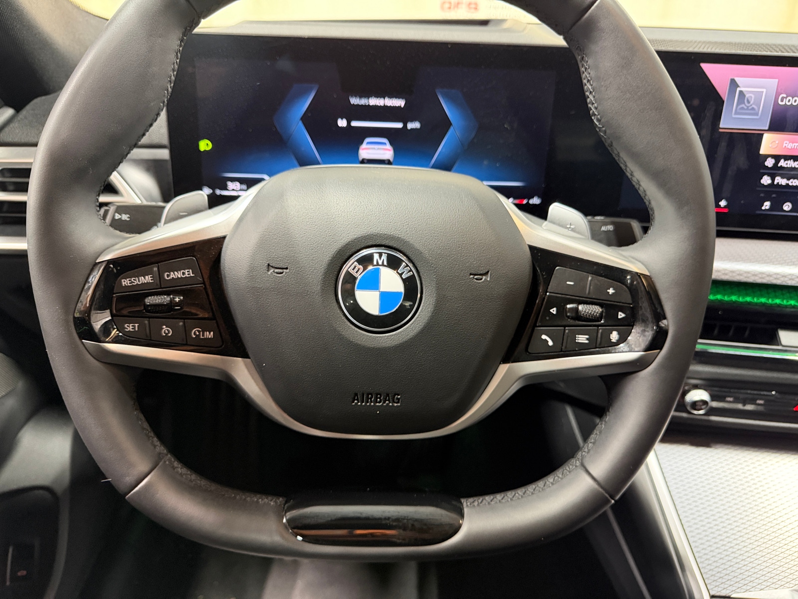 Thumbnail: 2025 BMW 4 Series - 4