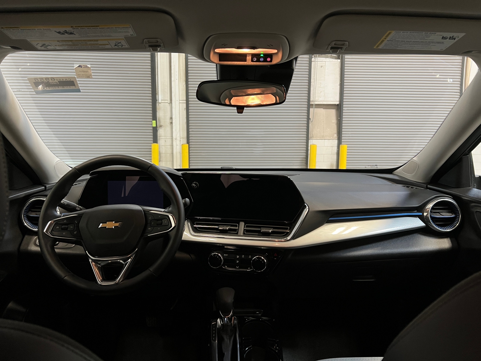 Thumbnail: 2025 Chevrolet Trax - 3