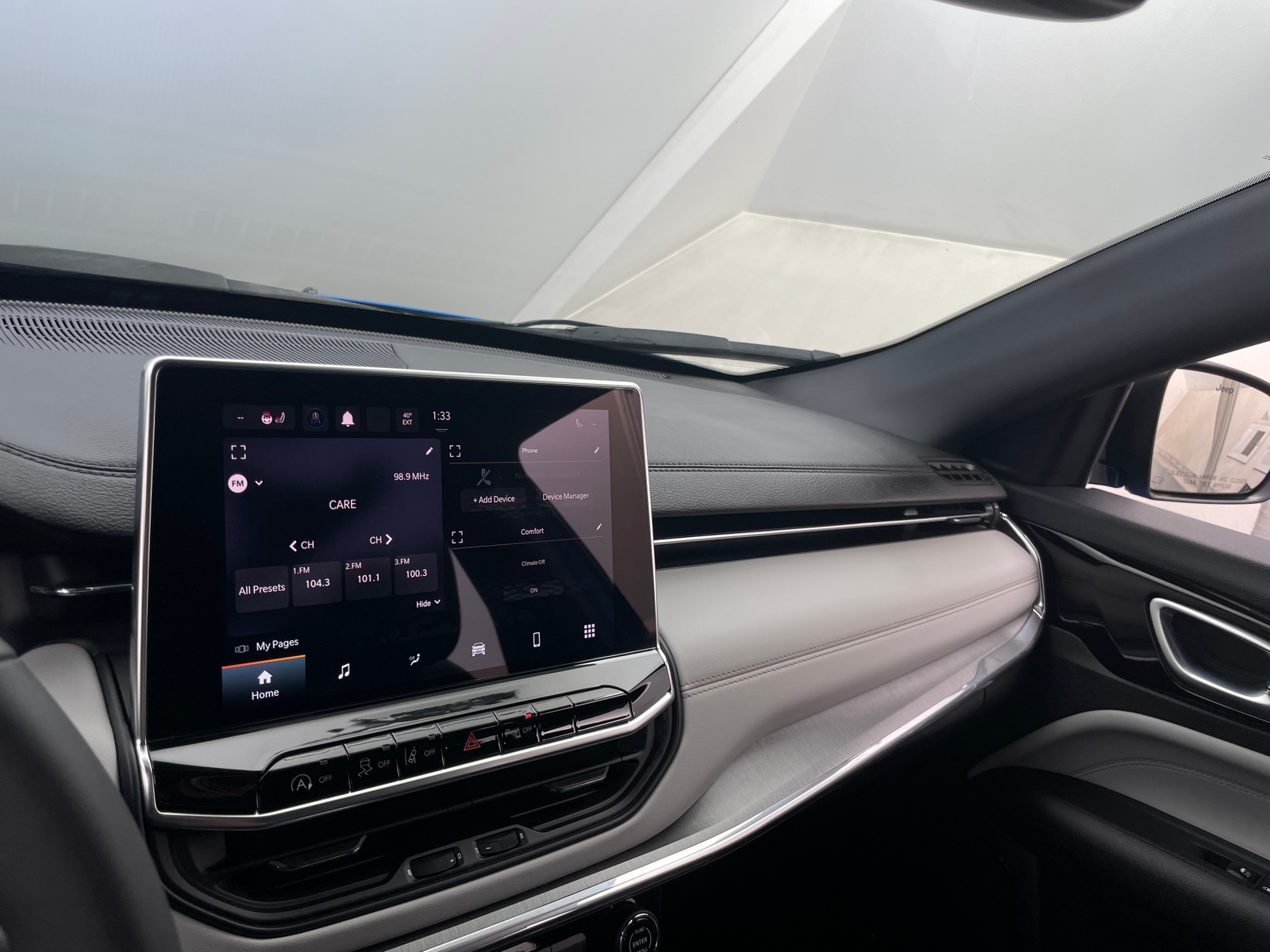 Thumbnail: 2023 Jeep Compass - 3