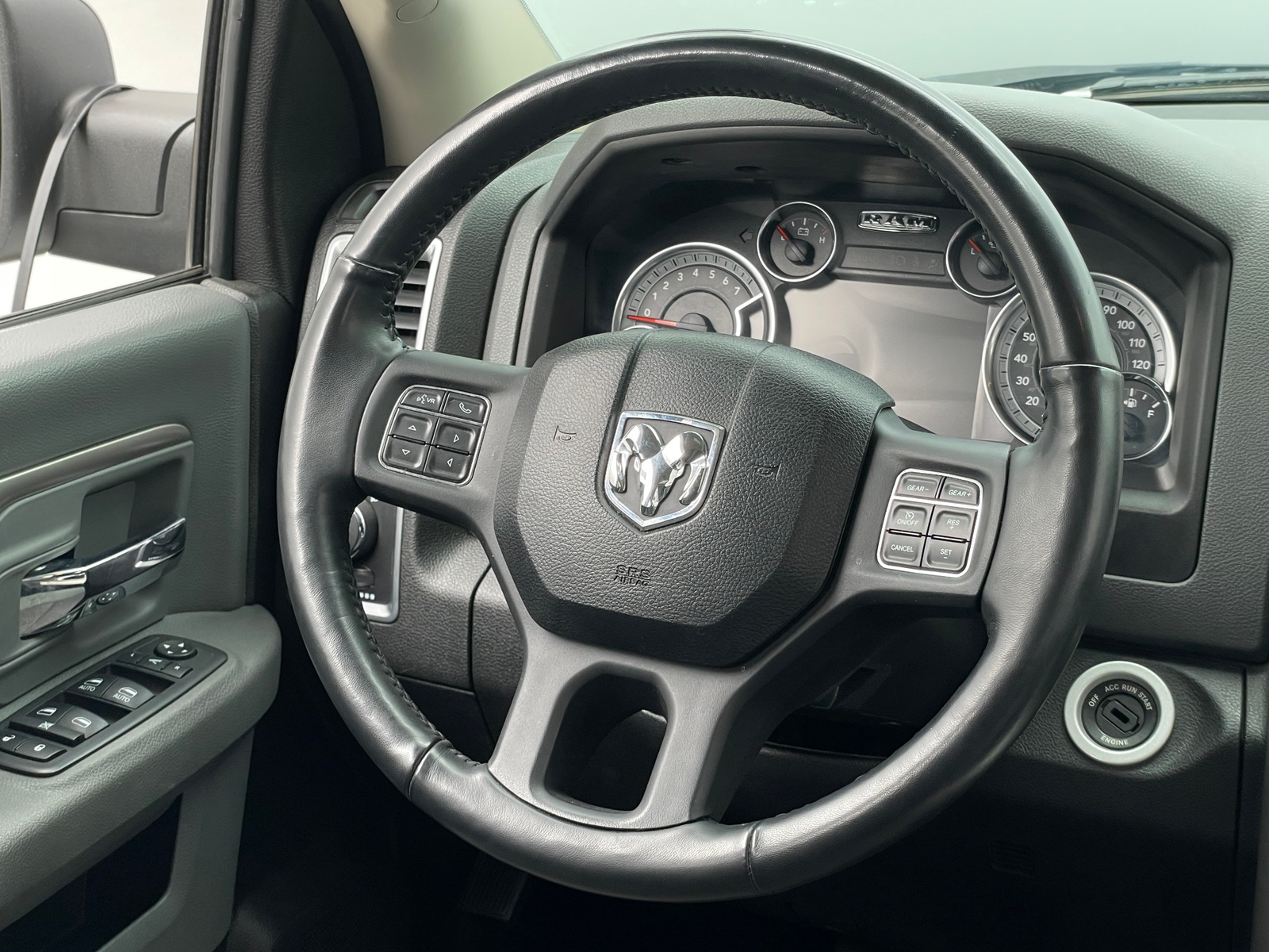 Thumbnail: 2019 RAM 1500 Classic - 5