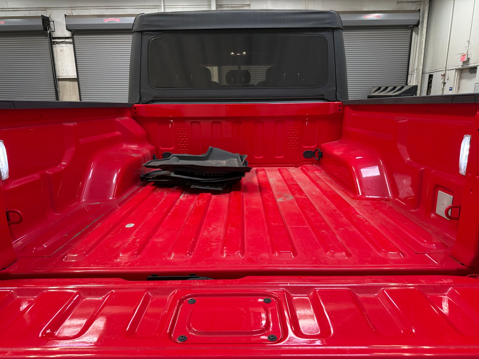 Thumbnail: 2022 Jeep Gladiator - 6