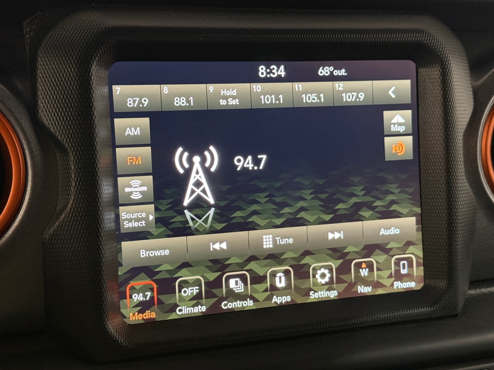 Thumbnail: 2022 Jeep Gladiator - 3