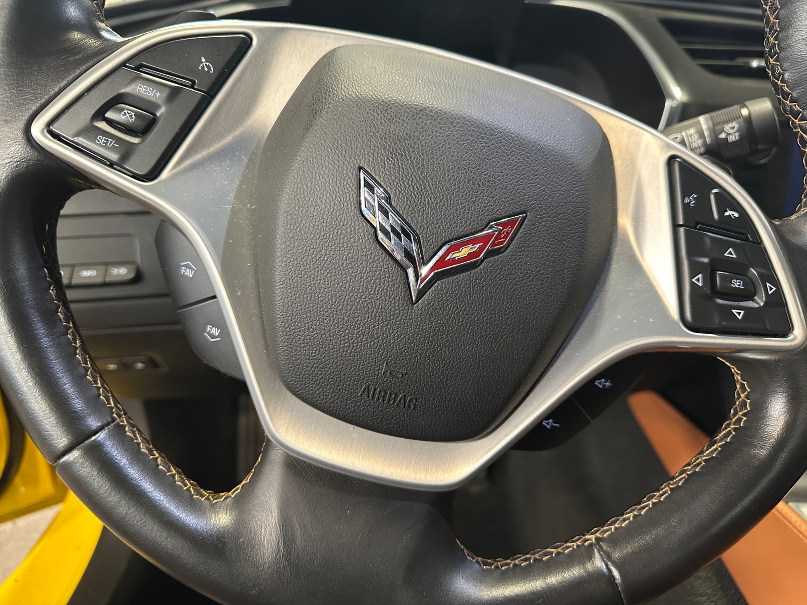 Thumbnail: 2014 Chevrolet Corvette - 3