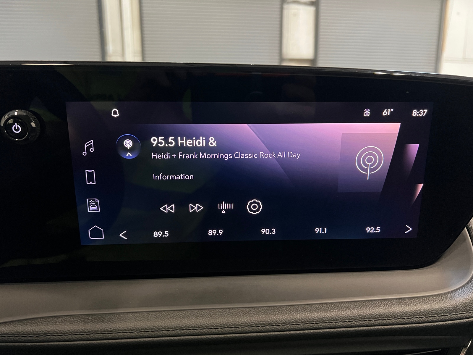 Thumbnail: 2025 Buick Encore GX - 3