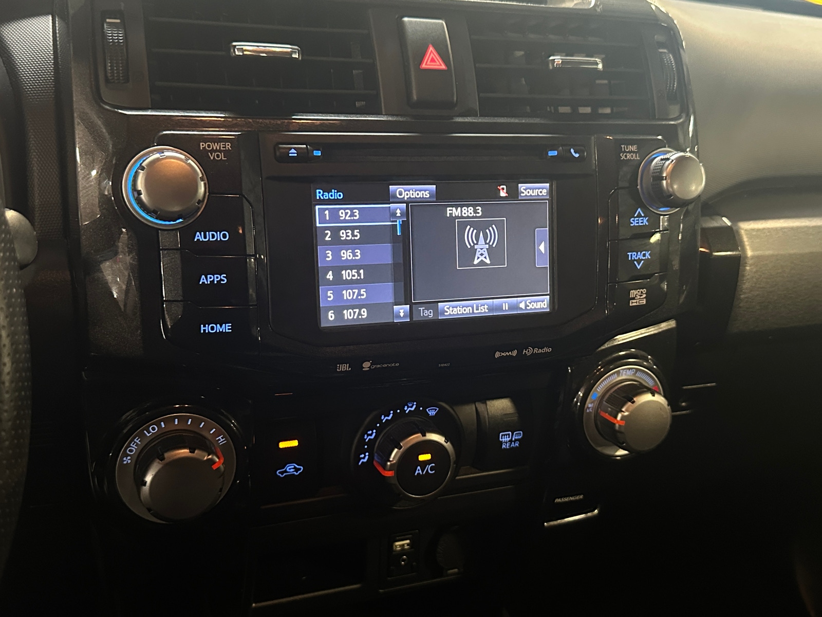 Thumbnail: 2019 Toyota 4Runner - 3