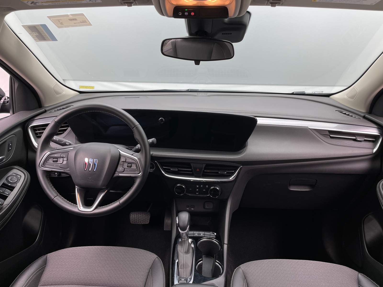 Thumbnail: 2025 Buick Encore GX - 2