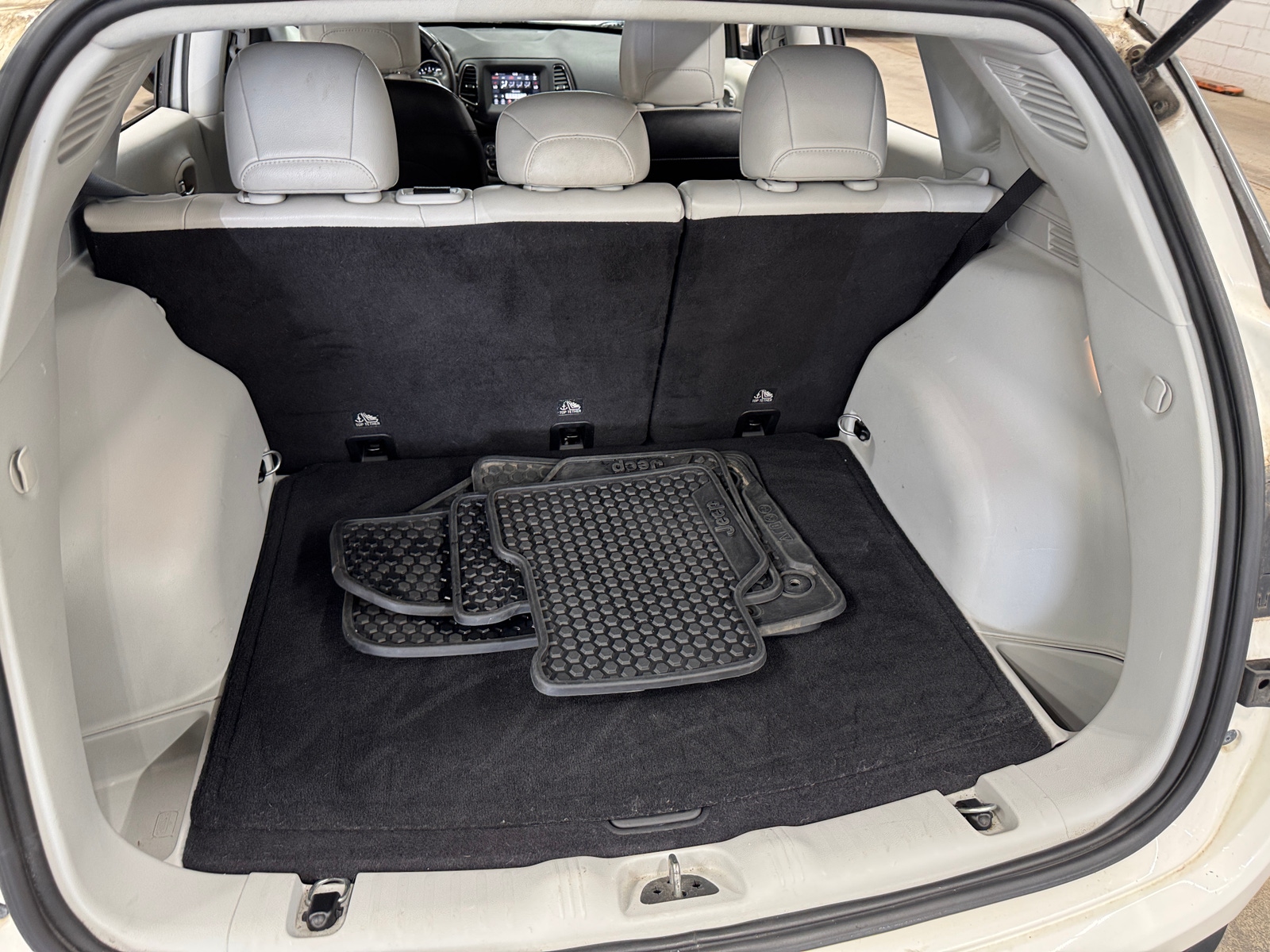 Thumbnail: 2019 Jeep Compass - 7