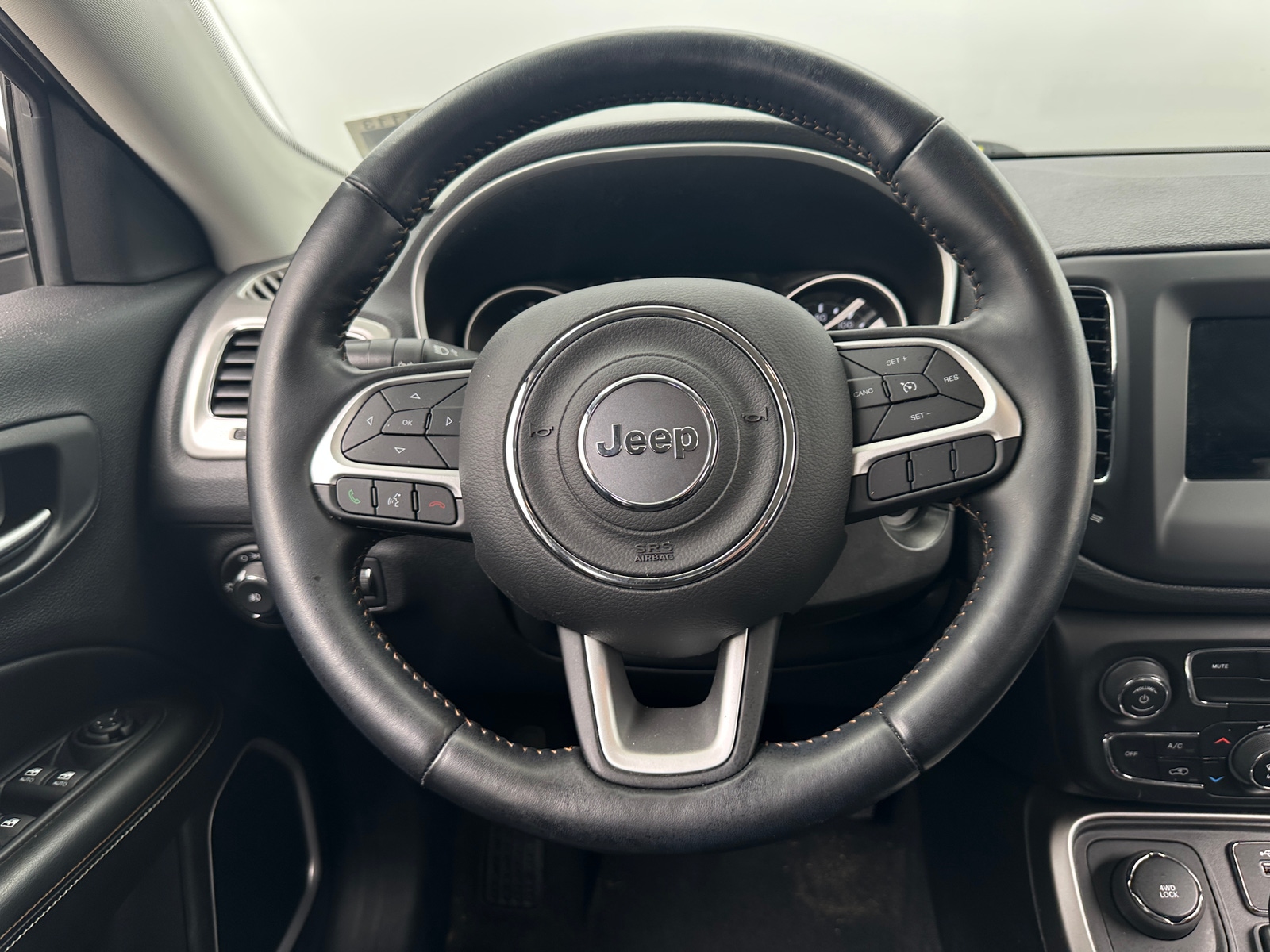 Thumbnail: 2020 Jeep Compass - 5