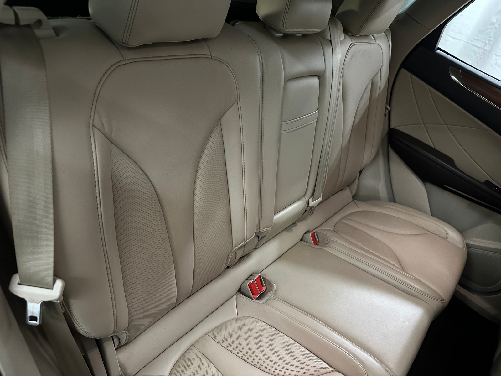 Thumbnail: 2017 Lincoln MKC - 5