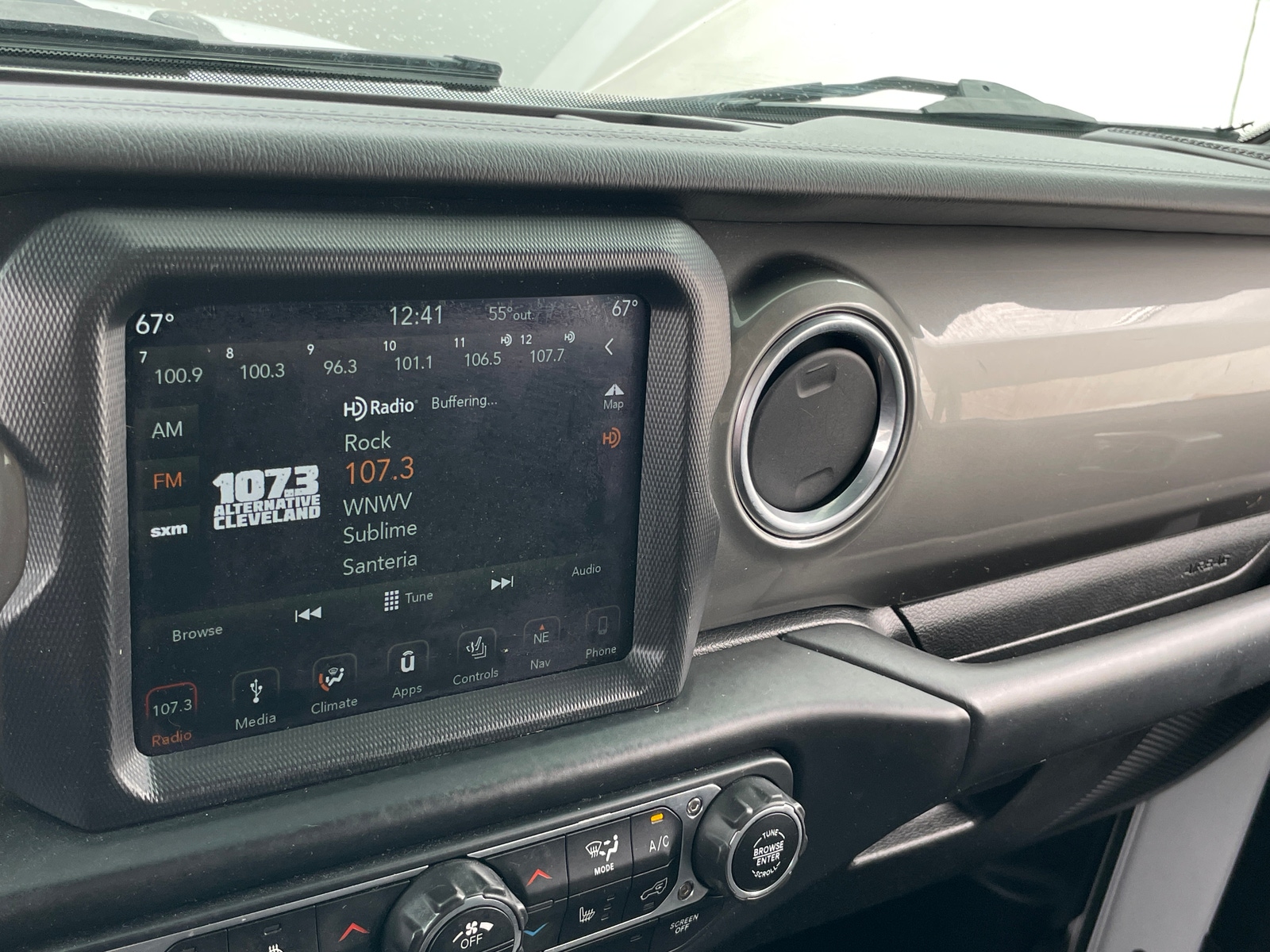 Thumbnail: 2019 Jeep Wrangler - 4
