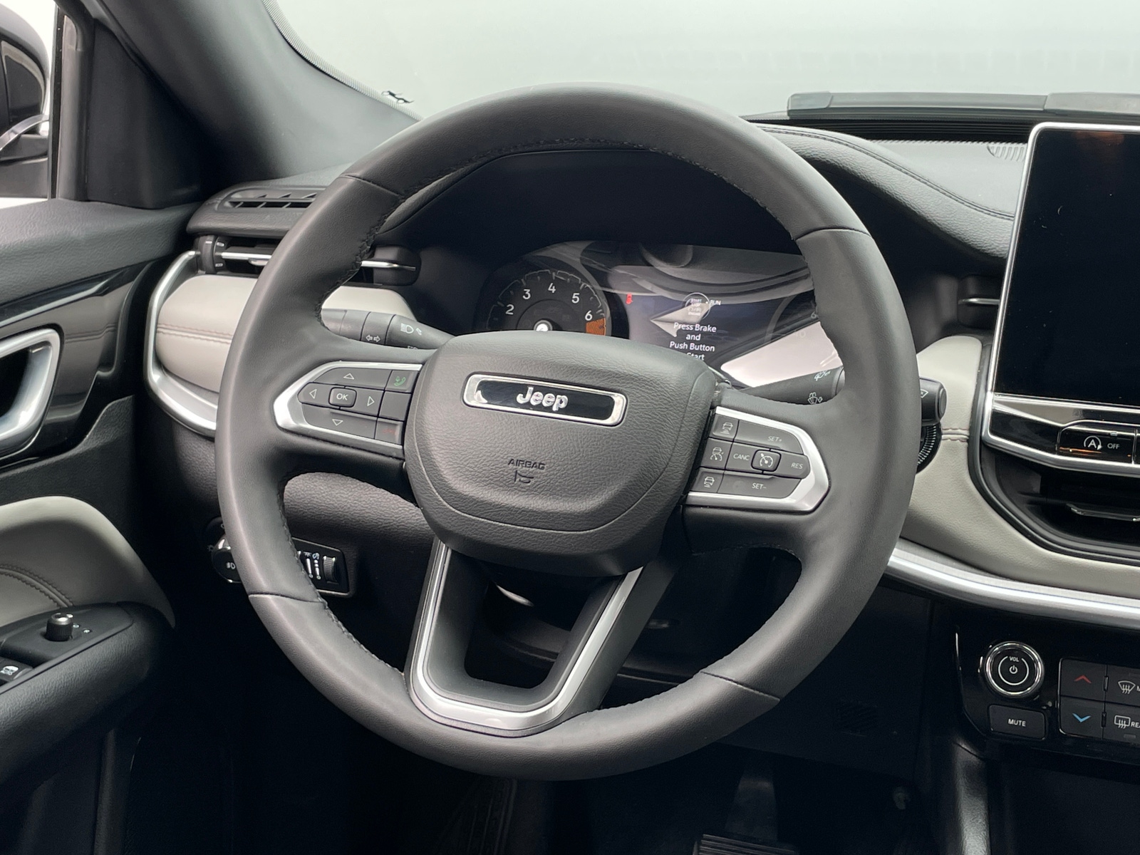 Thumbnail: 2025 Jeep Compass - 4