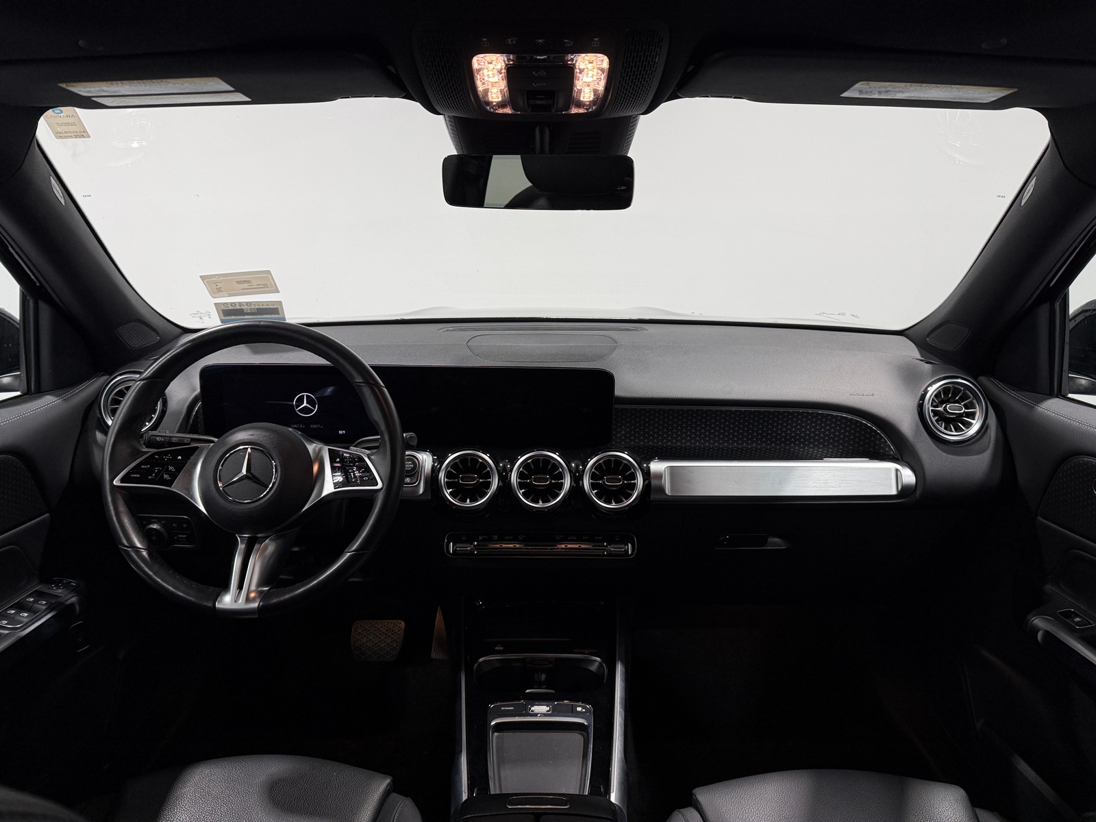 Thumbnail: 2025 Mercedes-Benz GLB - 2