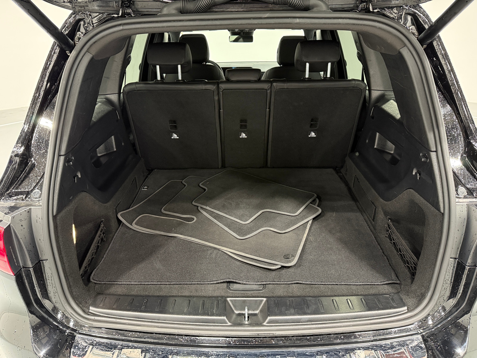 Thumbnail: 2025 Mercedes-Benz GLB - 6