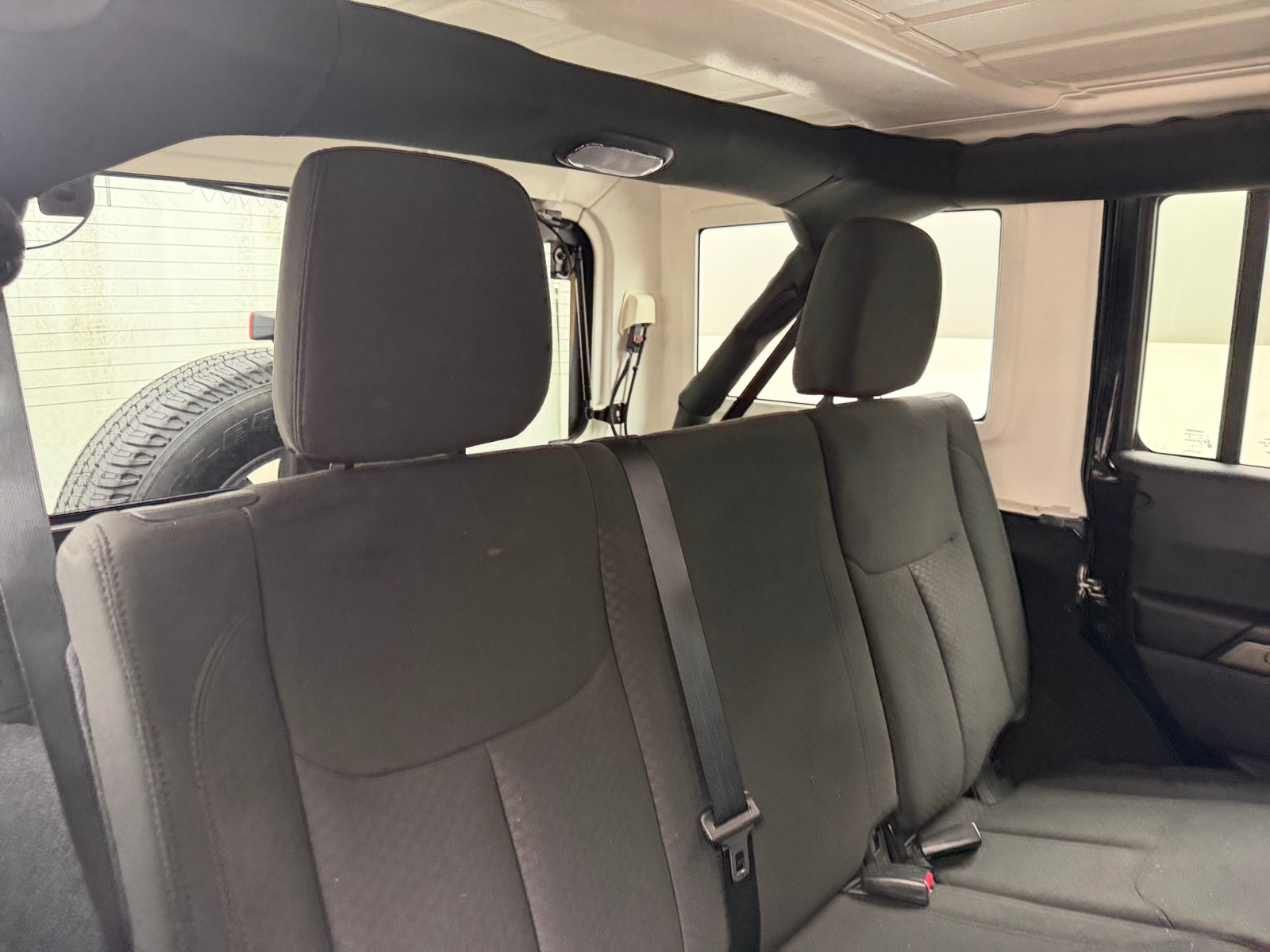 Thumbnail: 2018 Jeep Wrangler - 6