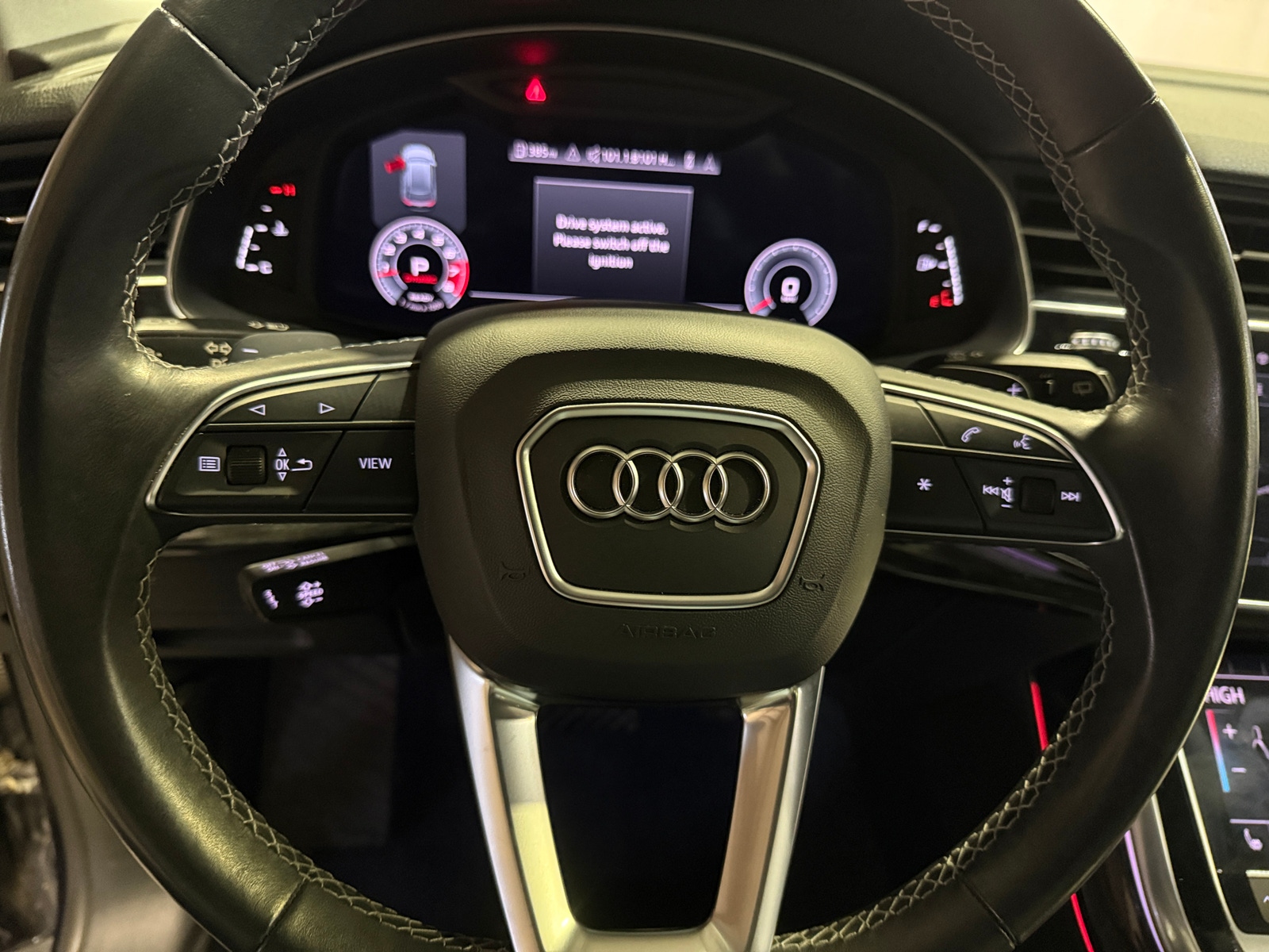 Thumbnail: 2021 Audi Q8 - 4