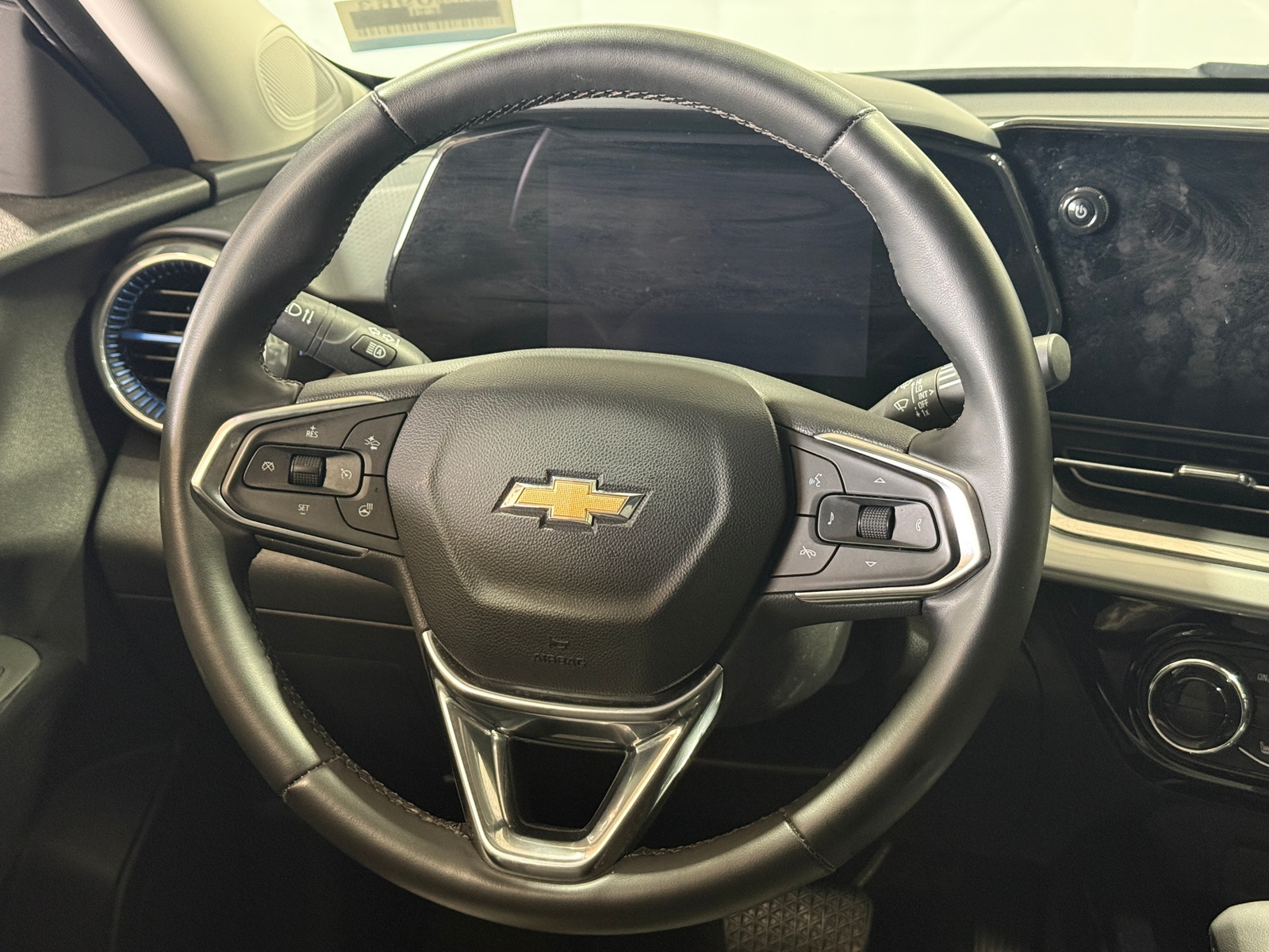 Thumbnail: 2024 Chevrolet Trax - 5