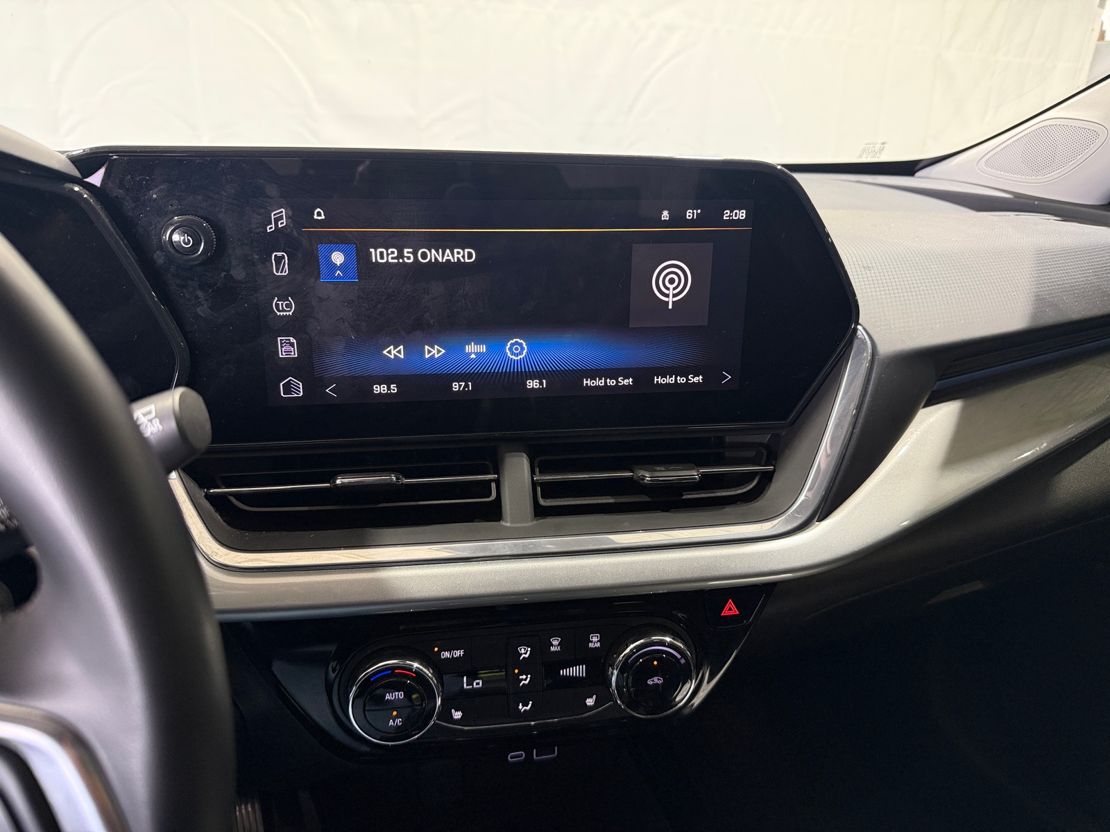 Thumbnail: 2024 Chevrolet Trax - 4