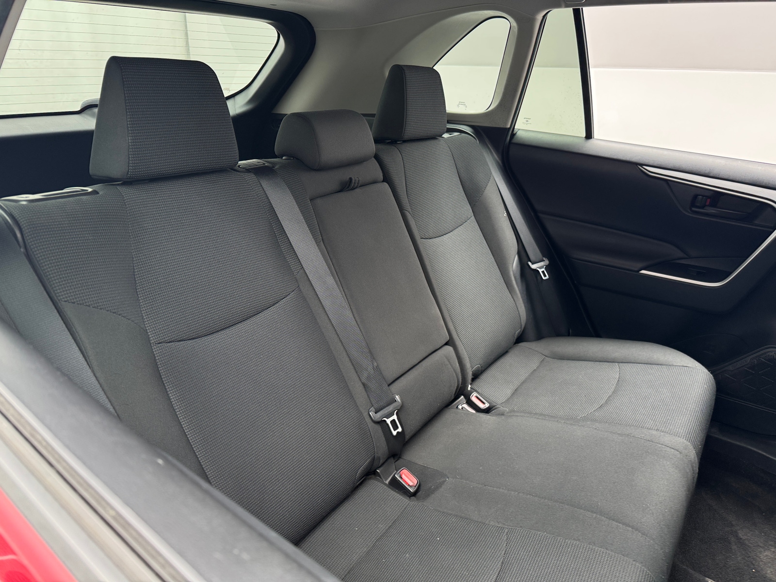 Thumbnail: 2021 Toyota RAV4 - 6