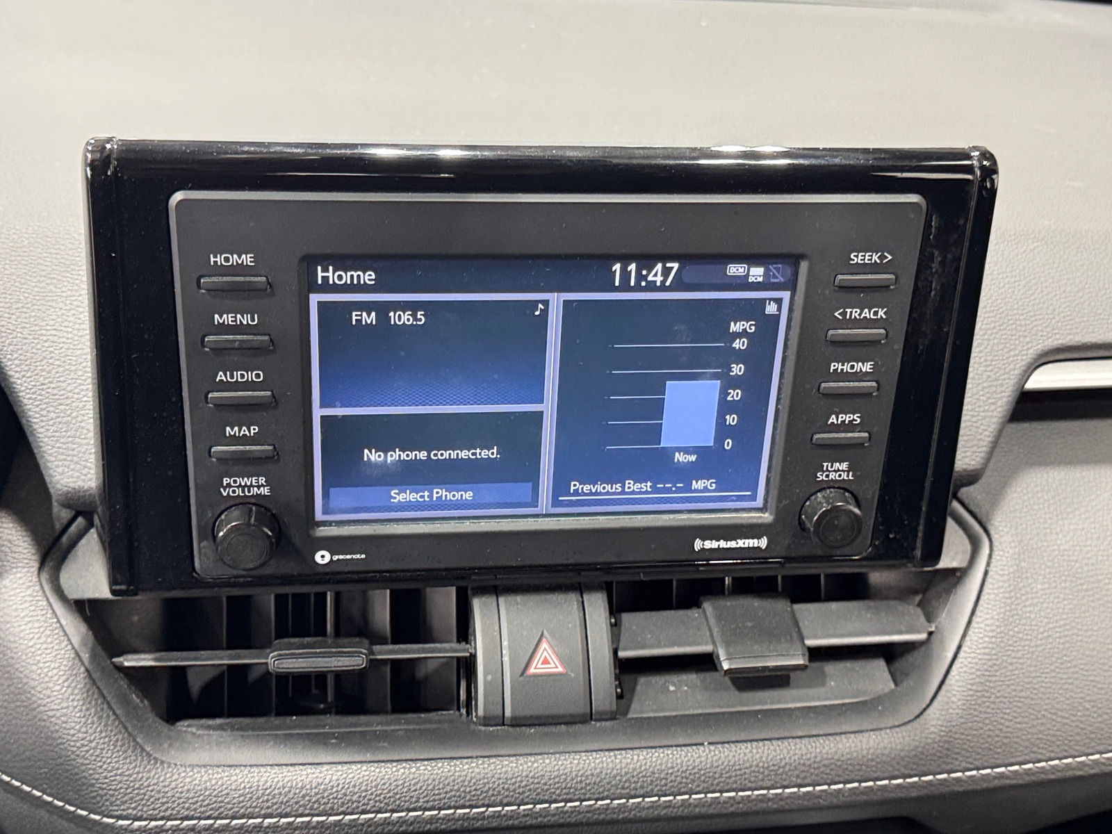 Thumbnail: 2021 Toyota RAV4 - 4