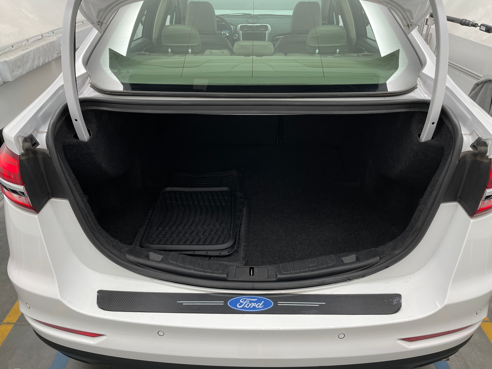Thumbnail: 2020 Ford Fusion - 6