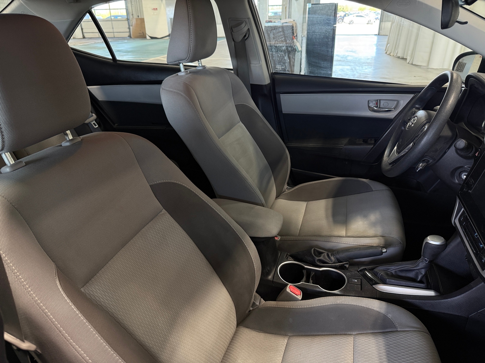 Thumbnail: 2017 Toyota Corolla - 2