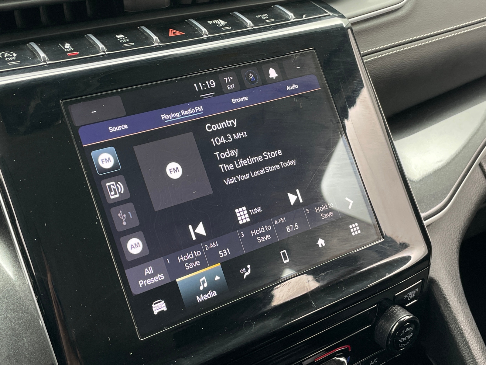 Thumbnail: 2023 Jeep Grand Cherokee - 4