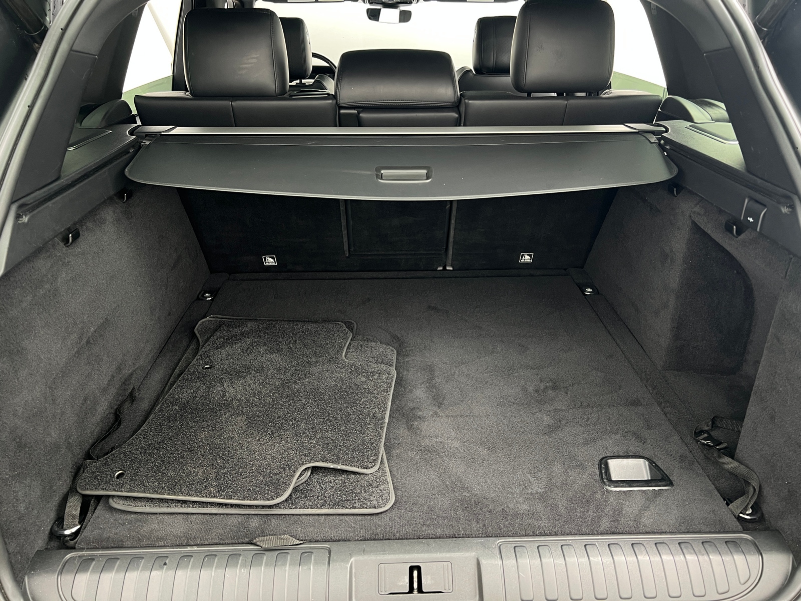 Thumbnail: 2017 Land Rover Range Rover Sport - 6