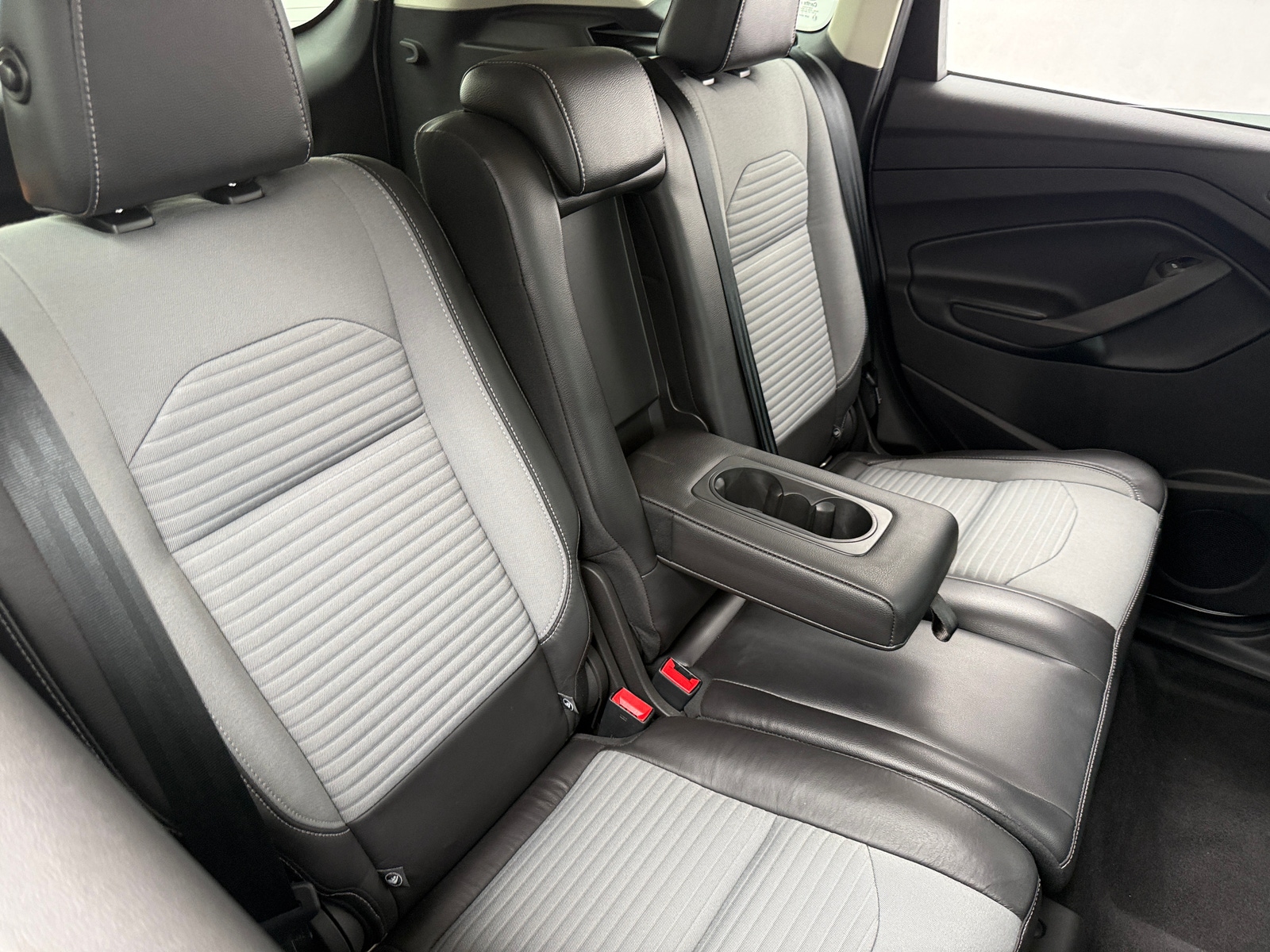 Thumbnail: 2017 Ford Escape - 5