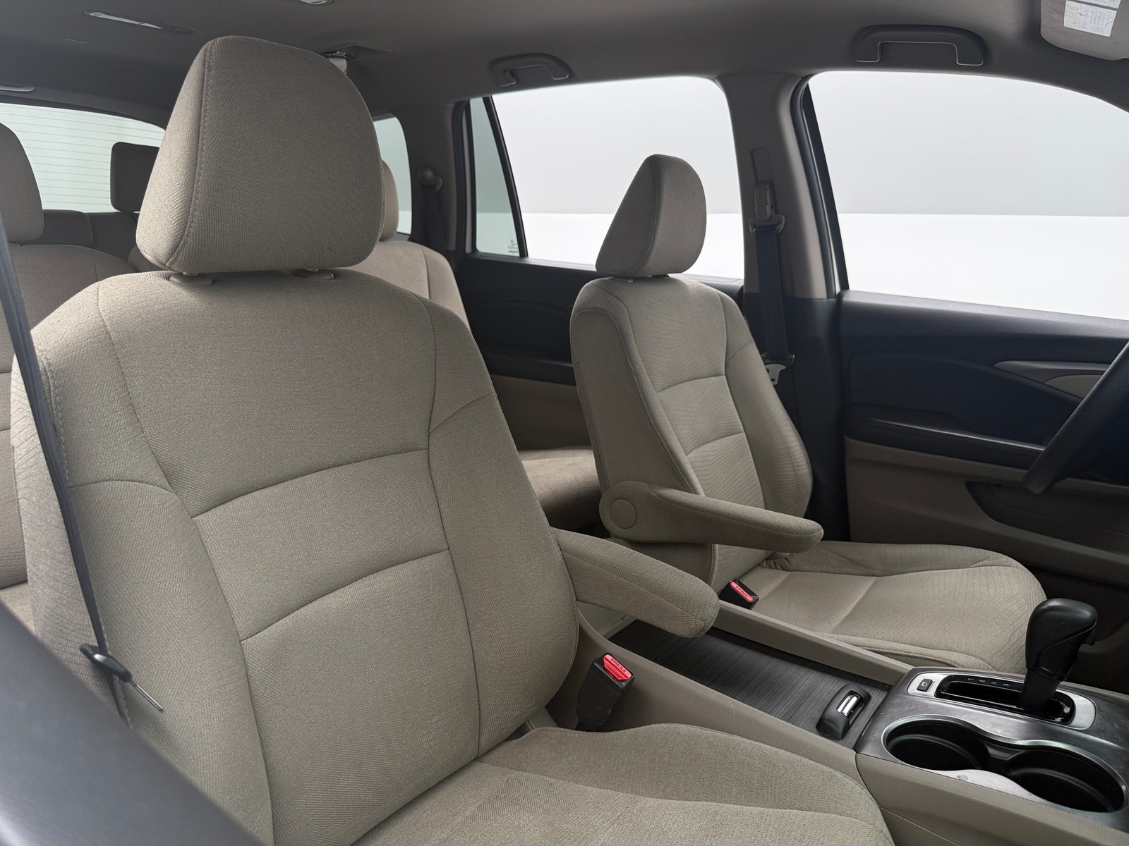 Thumbnail: 2016 Honda Pilot - 2