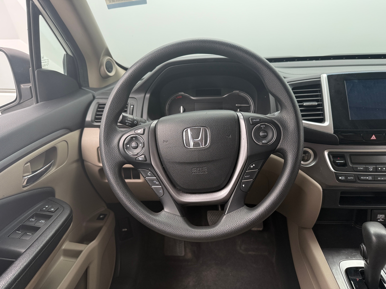 Thumbnail: 2016 Honda Pilot - 5