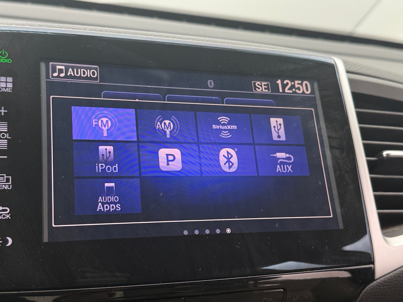 Thumbnail: 2016 Honda Pilot - 4