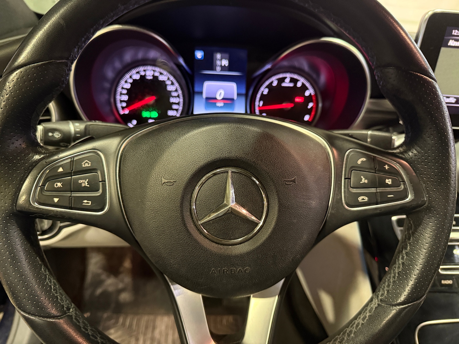 Thumbnail: 2017 Mercedes-Benz C-Class - 4