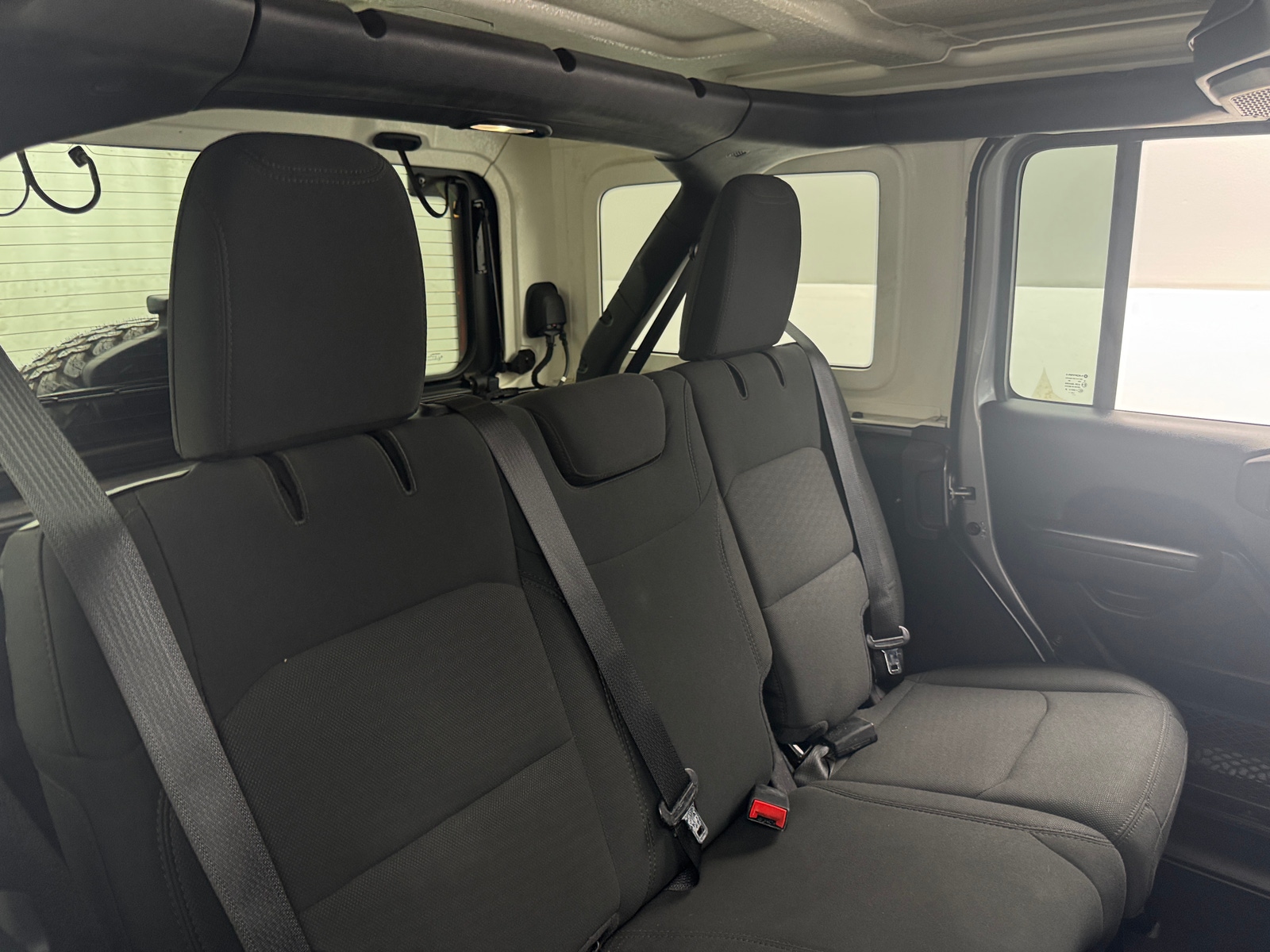 Thumbnail: 2020 Jeep Wrangler - 6