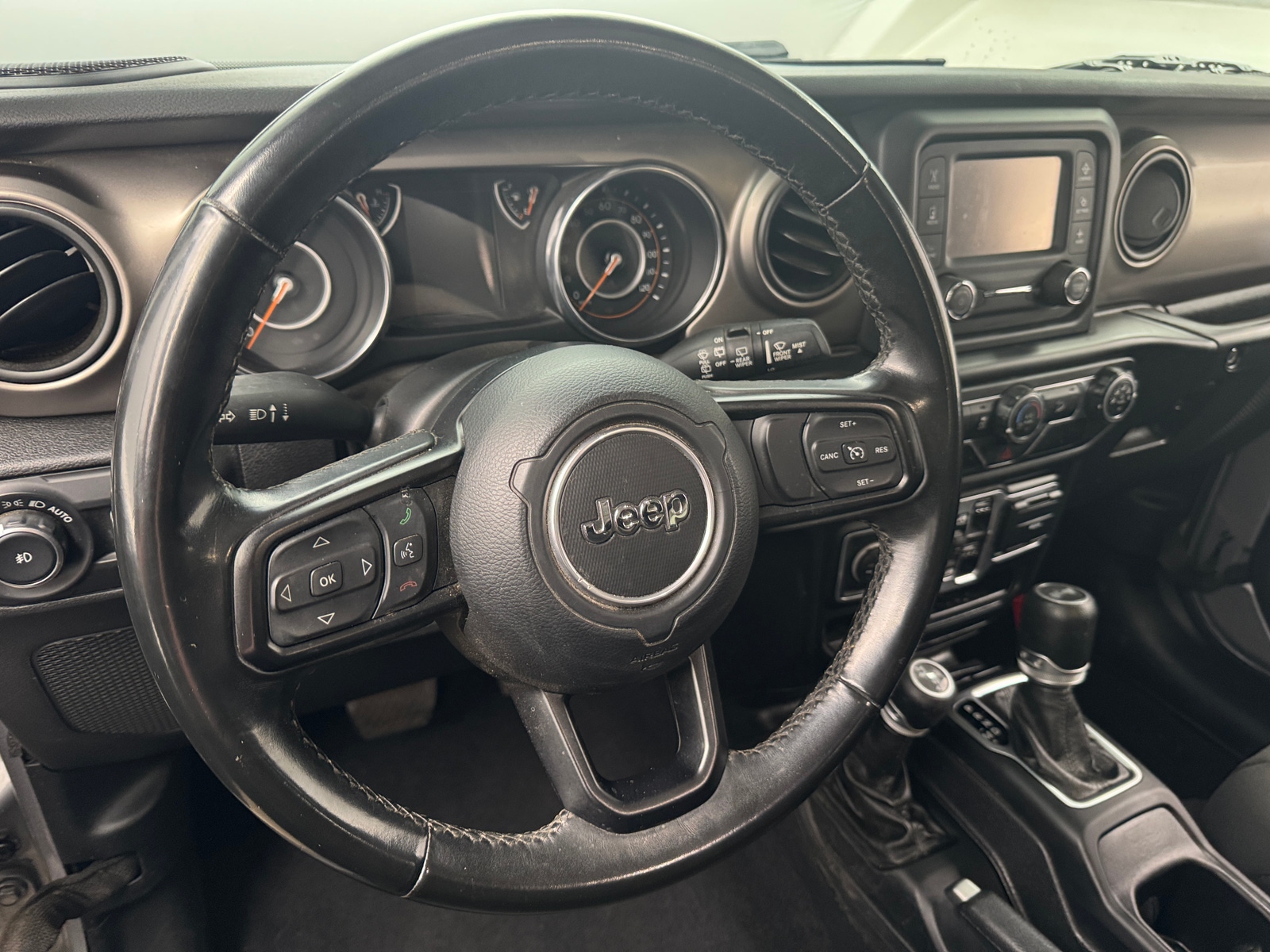 Thumbnail: 2020 Jeep Wrangler - 5