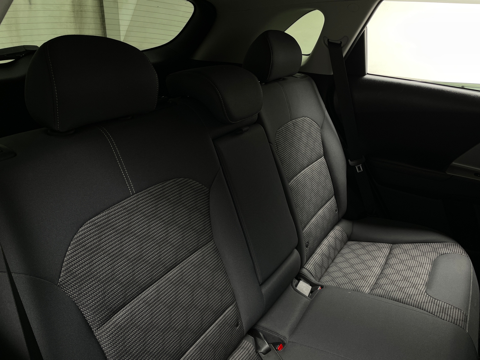 Thumbnail: 2019 Kia Niro - 6